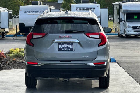 2023 GMC Terrain SLT