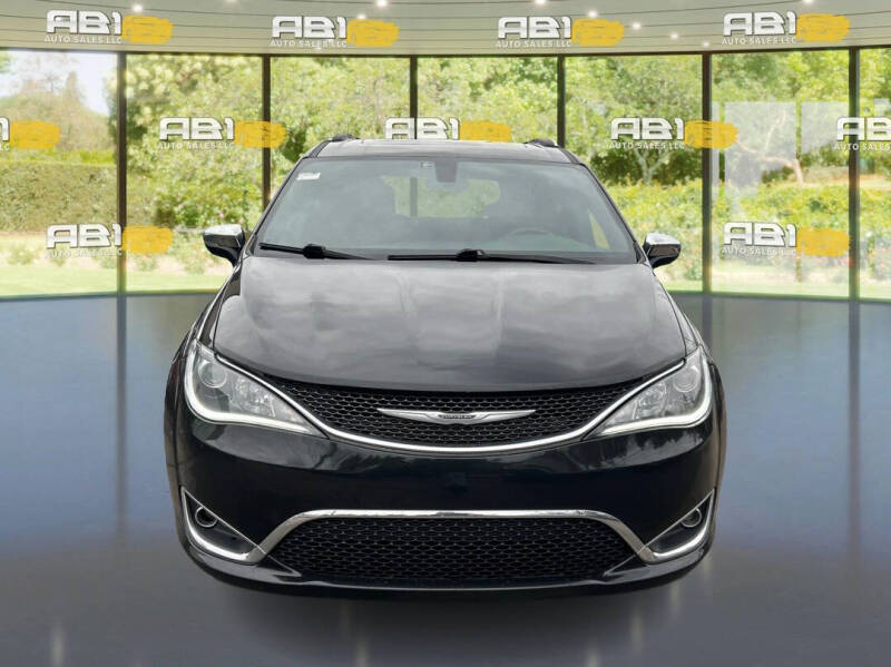 2020 Chrysler Pacifica Limited 35th Anniversary