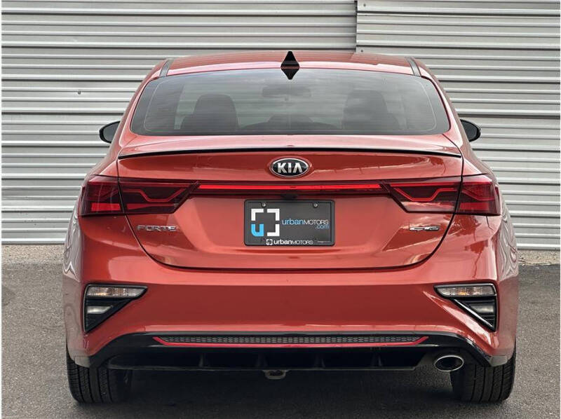 2021 Kia Forte GT Line