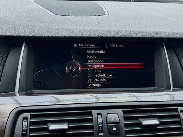 2015 BMW 5 Series 528i