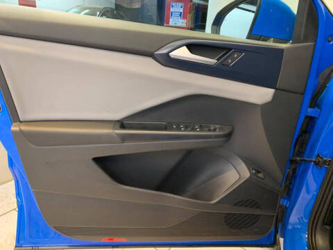 2022 Volkswagen Taos SE 4Motion