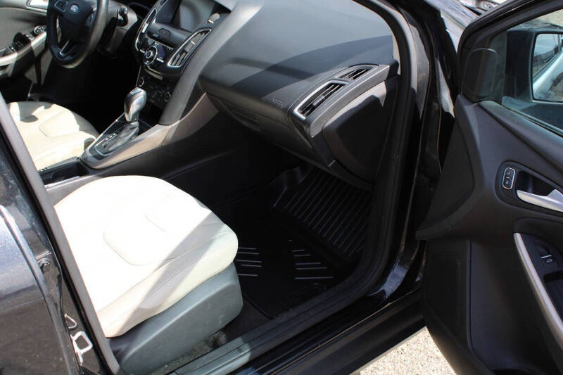 2015 Ford Focus Titanium
