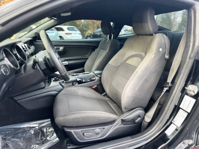 2015 Ford Mustang V6