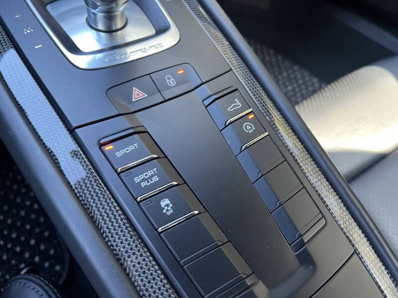 2015 Porsche 911 Carrera