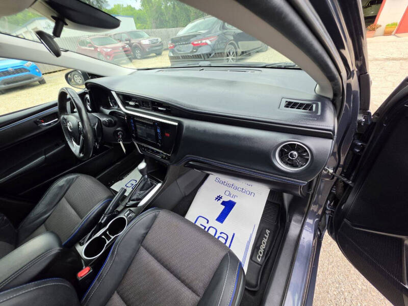 2017 Toyota RAV4 Platinum