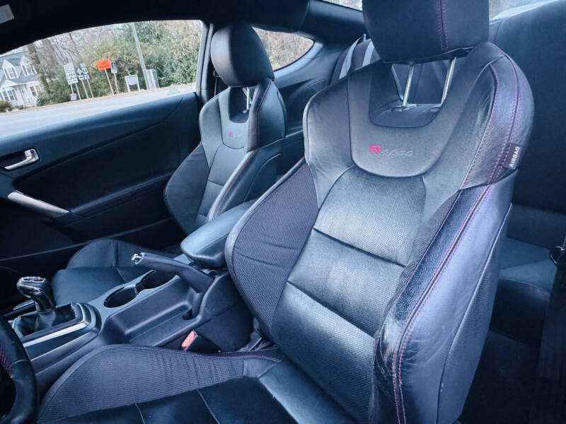 2014 Hyundai Genesis Coupe 3.8 R-Spec