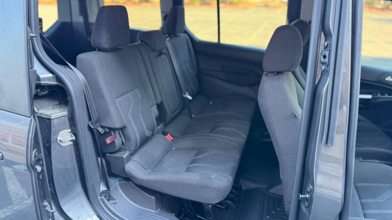 2017 Ford Transit Connect XLT