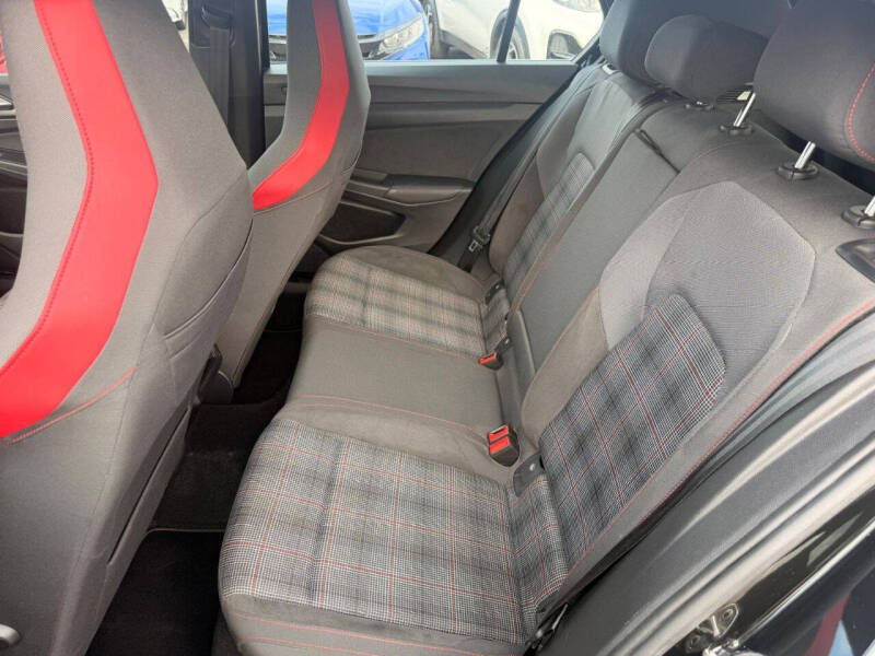 2024 Volkswagen Golf GTI S