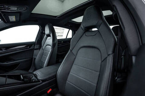 2025 Porsche Panamera 4