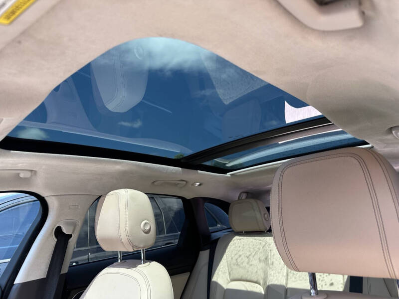 2019 Jaguar F-PACE 25t Prestige