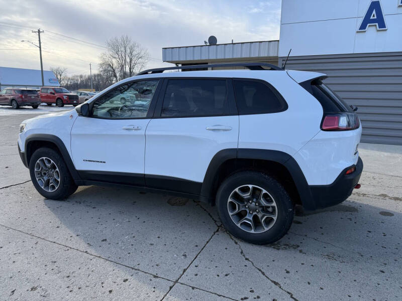 2021 Jeep Cherokee Trailhawk