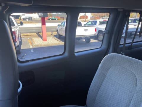 2022 Chevrolet Express LS 3500