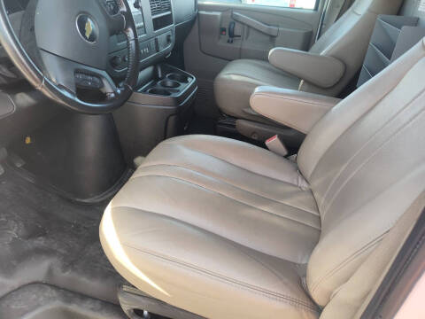 2020 Chevrolet Express 3500