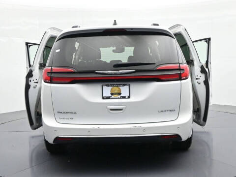 2023 Chrysler Pacifica Limited