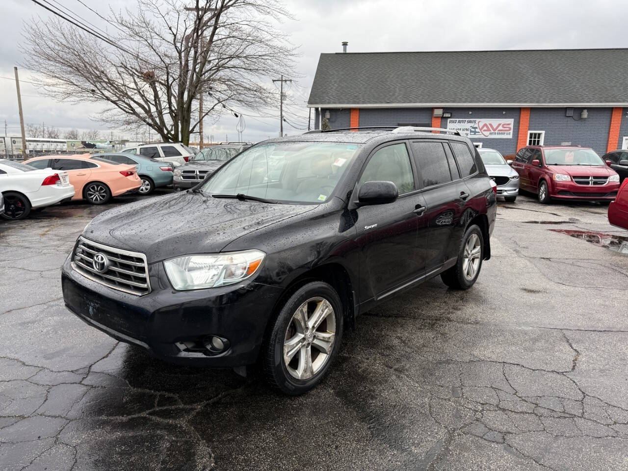 2008 Toyota Highlander for sale at AVS AUTO GROUP LLC in CLEVELAND, OH