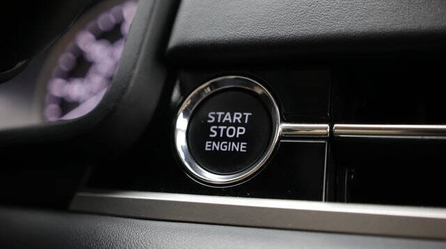 2024 Mitsubishi Outlander ES