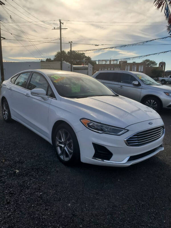 2020 Ford Fusion for sale at Deanas Auto Biz in Pendleton OR