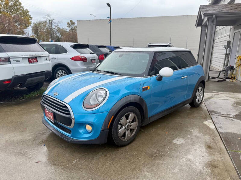 2016 MINI Hardtop 2 Door Cooper