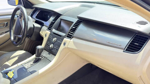 2015 Ford Taurus SEL