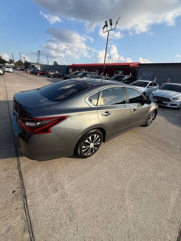 2017 Nissan Altima 2.5 SV