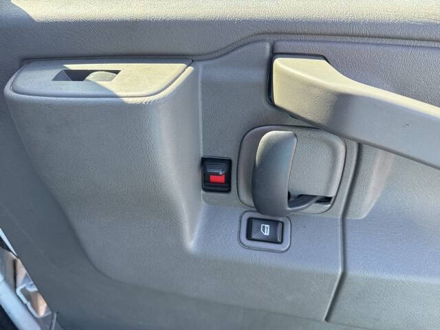 2023 Chevrolet Express 2500