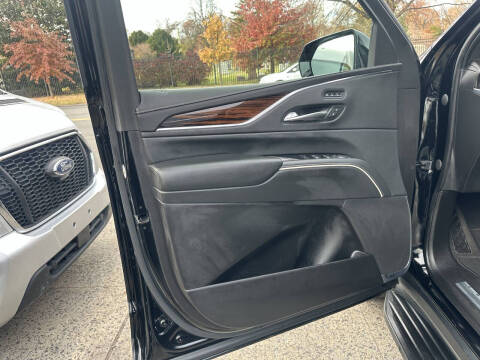 2022 Cadillac Escalade ESV Premium Luxury