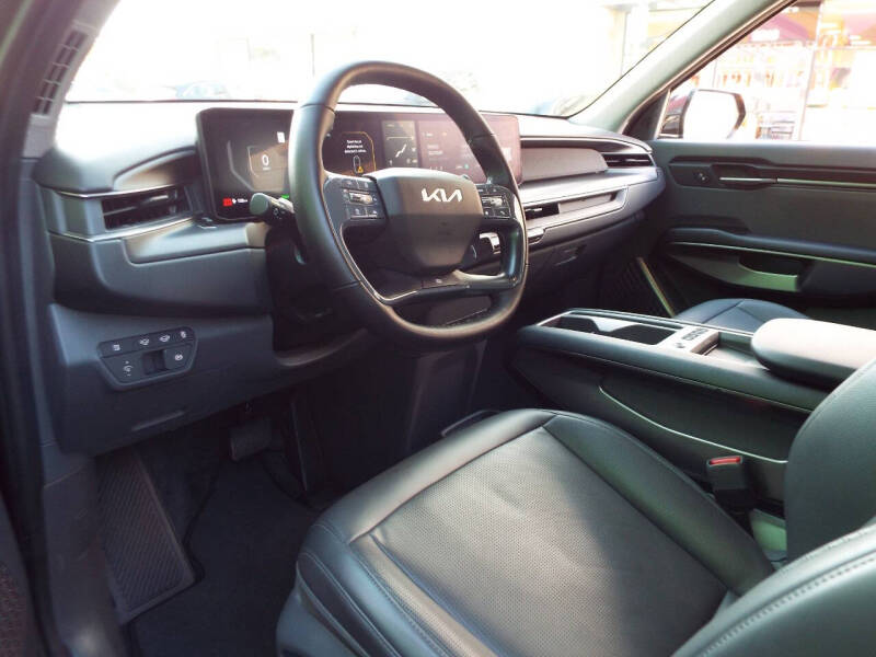 2024 Kia EV9 Light Long Range