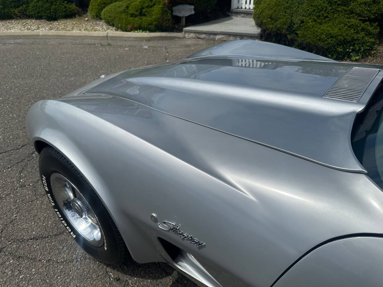 1975 Chevrolet Corvette 10