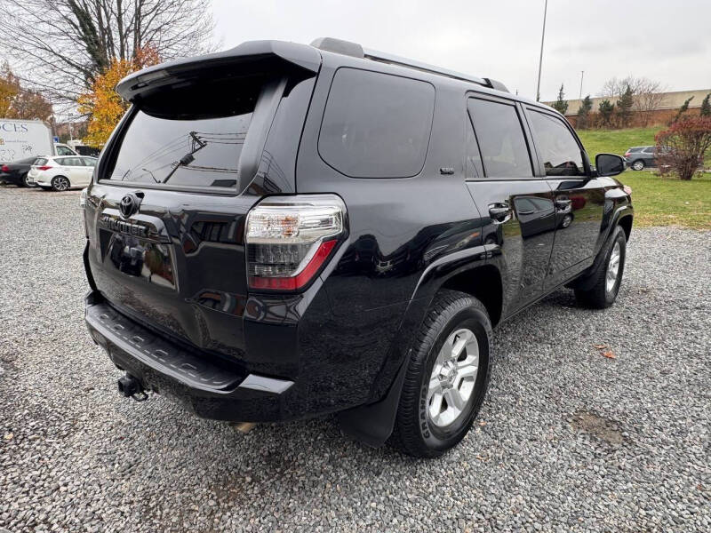 2022 Toyota 4Runner SR5