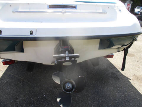 1983 Crownline 202BR