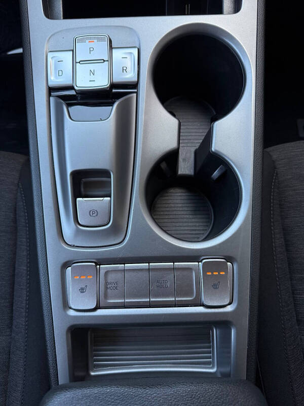 2023 Hyundai Kona Electric SEL