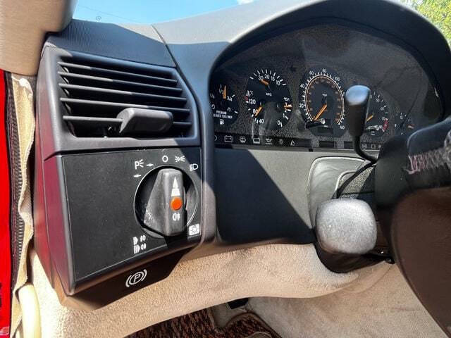 1992 Mercedes-Benz 300-Class 300 SL