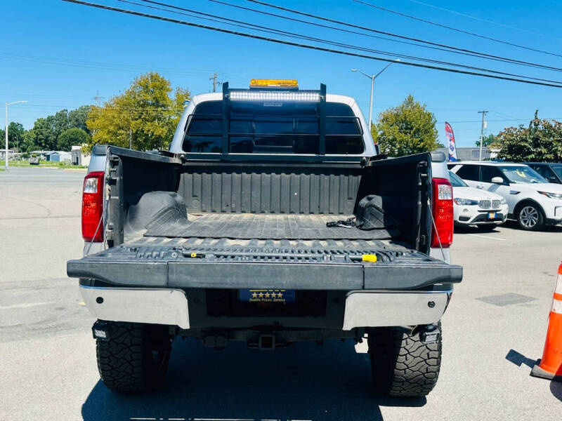 2014 Ford F-350 Super Duty Lariat