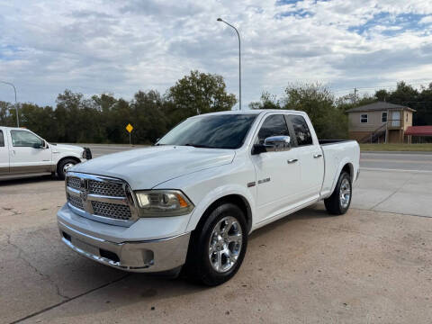 2017 RAM 1500 Laramie