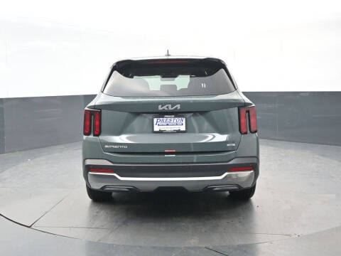 2026 Kia Sorento Hybrid EX