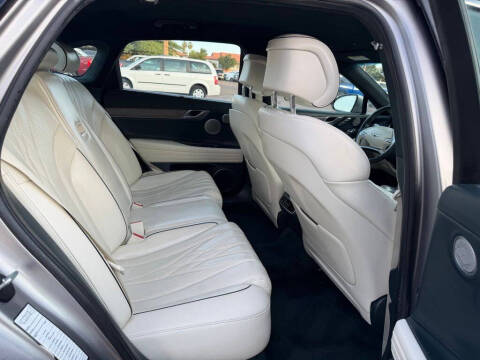 2023 Genesis Electrified G80