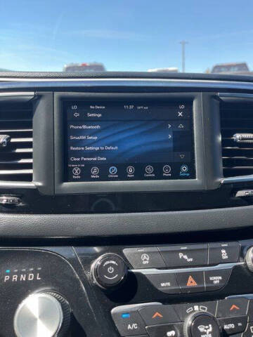 2020 Chrysler Pacifica Touring L