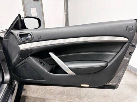 2015 Infiniti Q60 Convertible