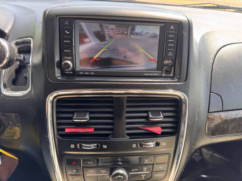 2011 Dodge Grand Caravan Crew