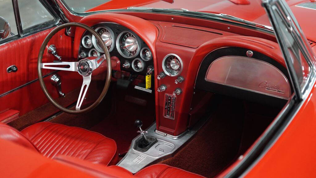 1963 Chevrolet Corvette 17