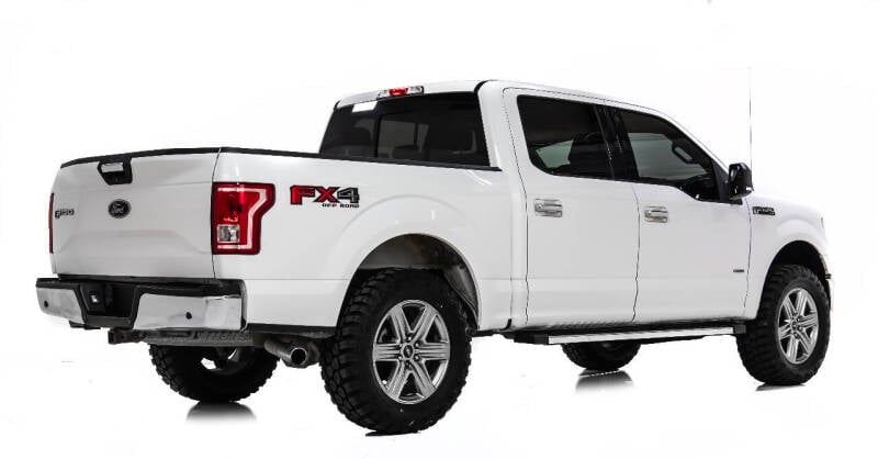 2015 Ford F-150 XLT photo 3