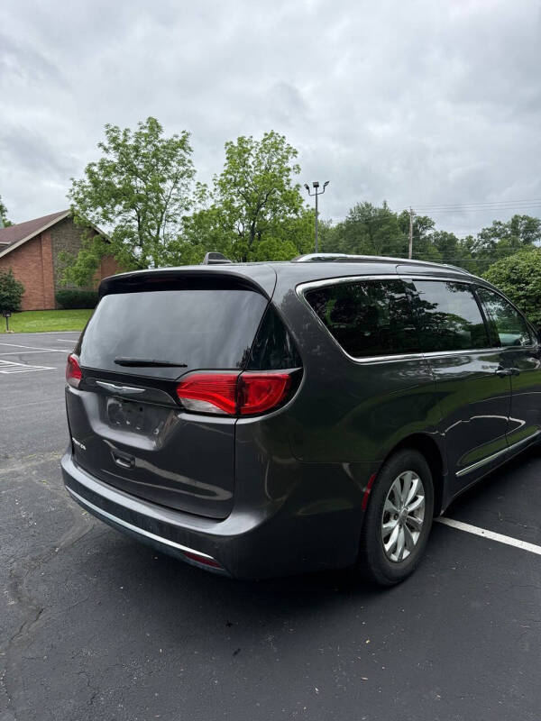 2019 Chrysler Pacifica Touring L