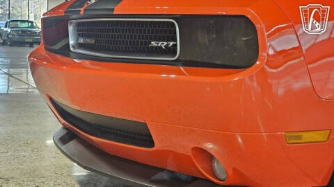 2009 Dodge Challenger SRT8