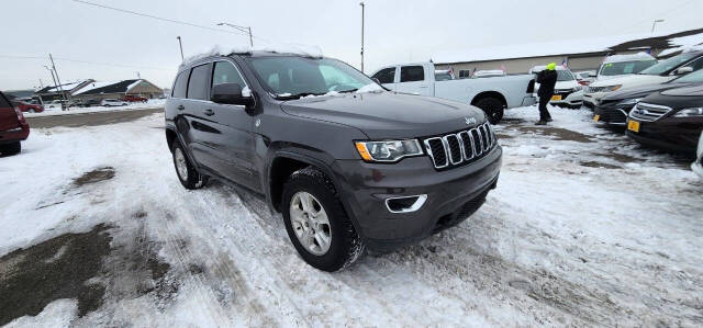 2017 Jeep Grand Cherokee for sale at URIEL's AUTOMOTIVE LLC in Middletown, OH