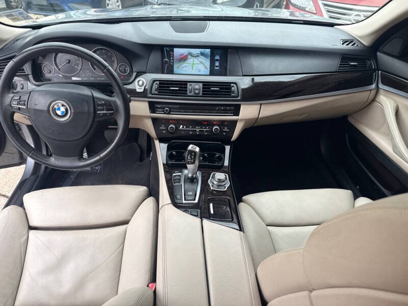 2012 BMW 5 Series 535i