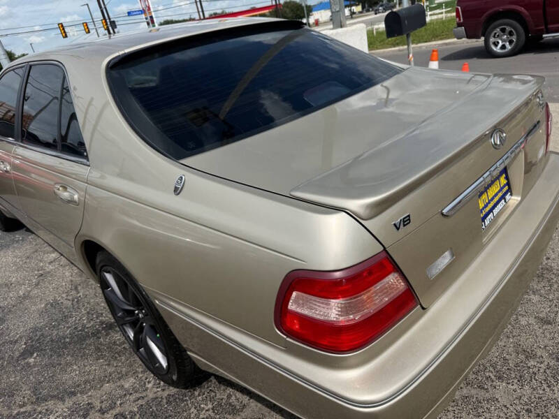 2000 Infiniti Q45