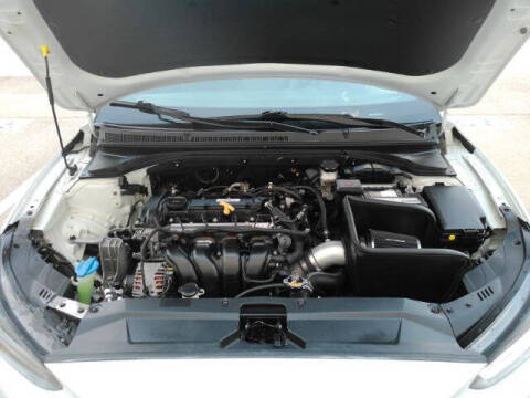 2020 Hyundai Veloster 2.0L Premium