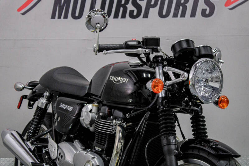 2017 Triumph Thruxton 1200