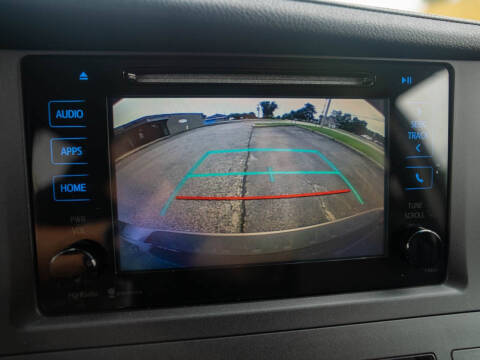 2015 Toyota Sienna SE 8-Passenger