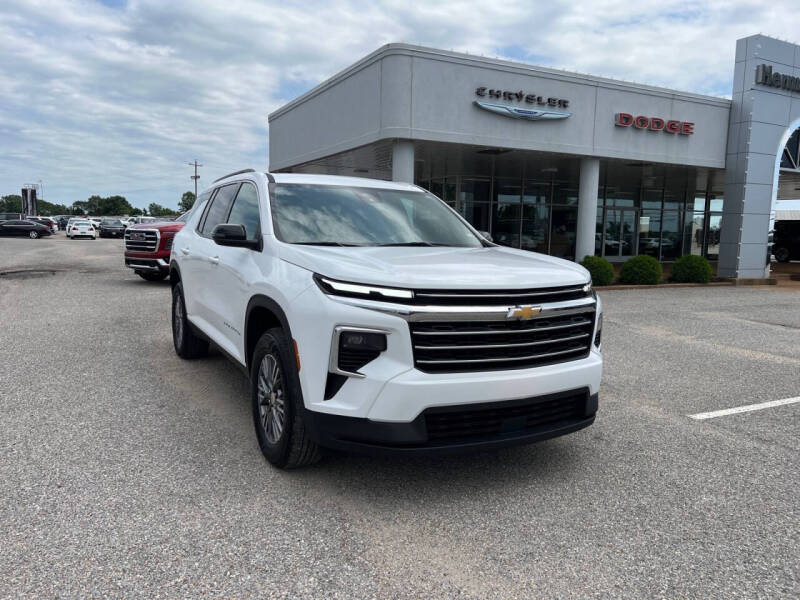 2025 Chevrolet Traverse LT